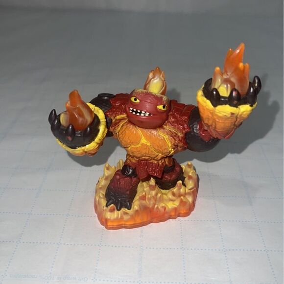 Skylanders Giants: HOT HEAD Giant Figure - Picture 1 of 3